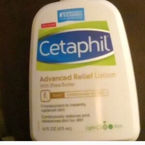 Cetaphil Advanced Relief Lotion - White and Green